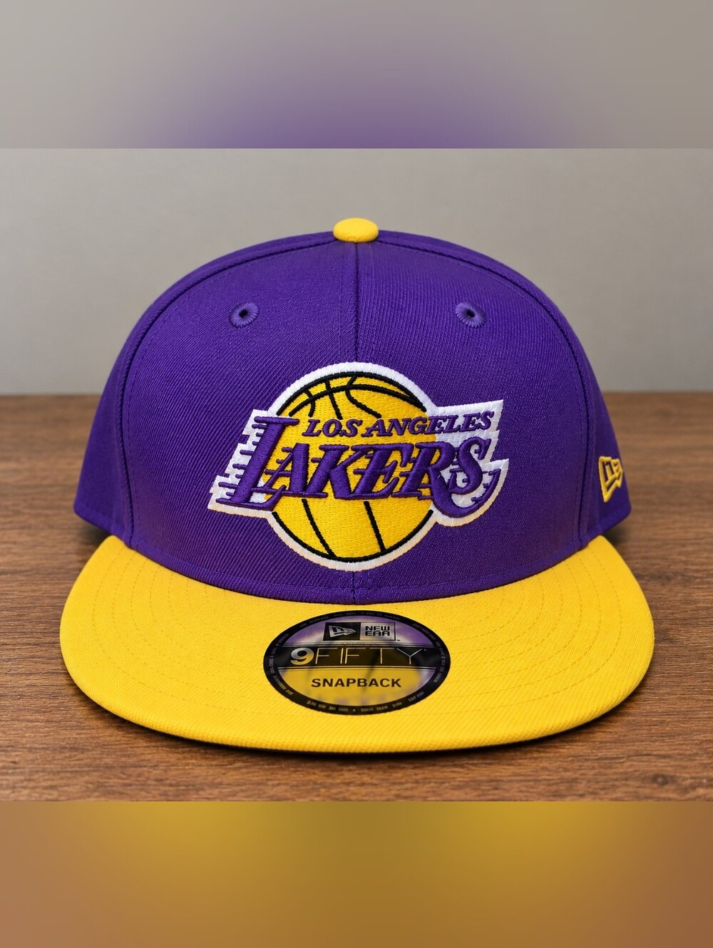 Los Angeles Lakers Purple & Yellow Snapback Hat - New Era